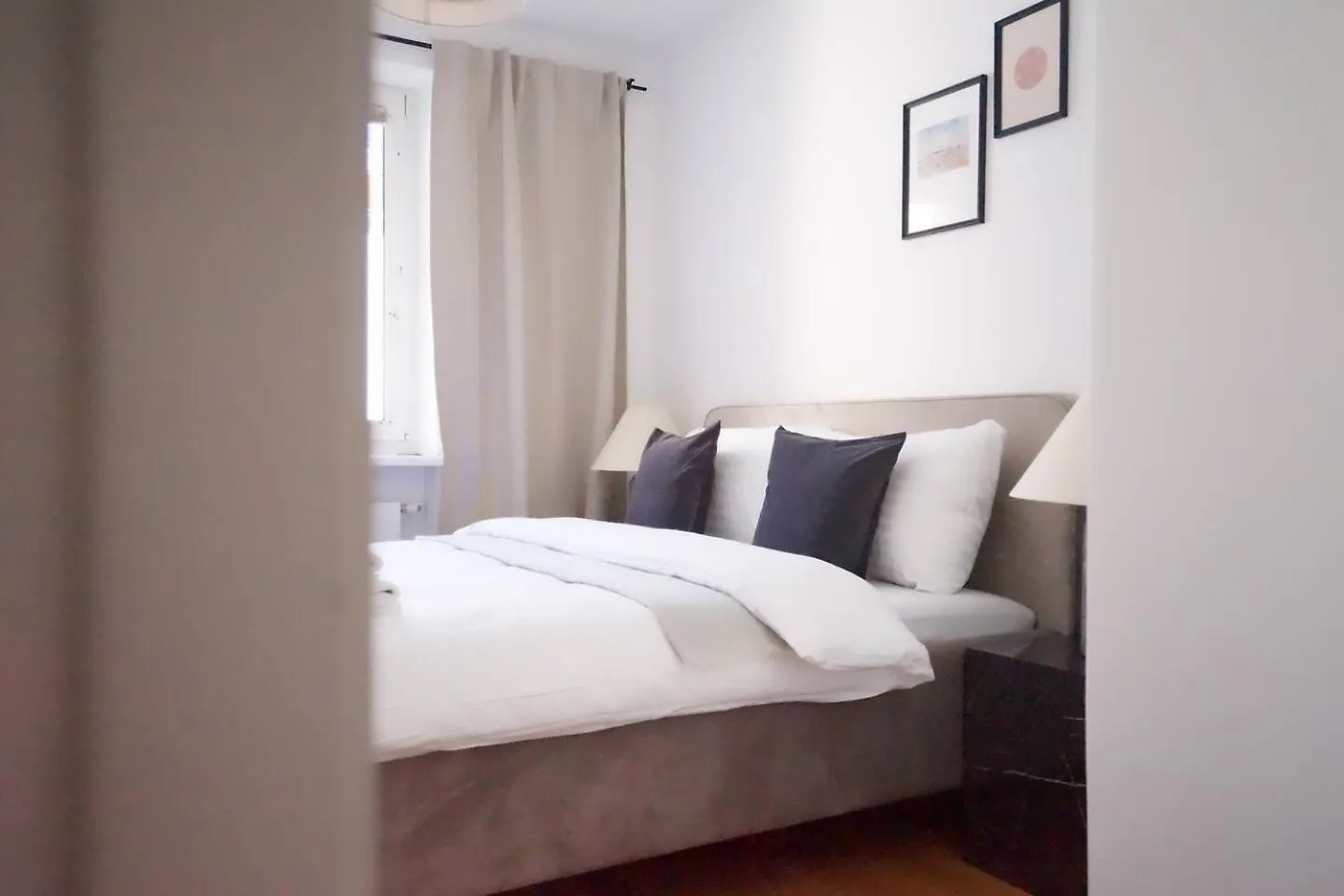 Wonderful 2 Bedroom Apartment Vienna
